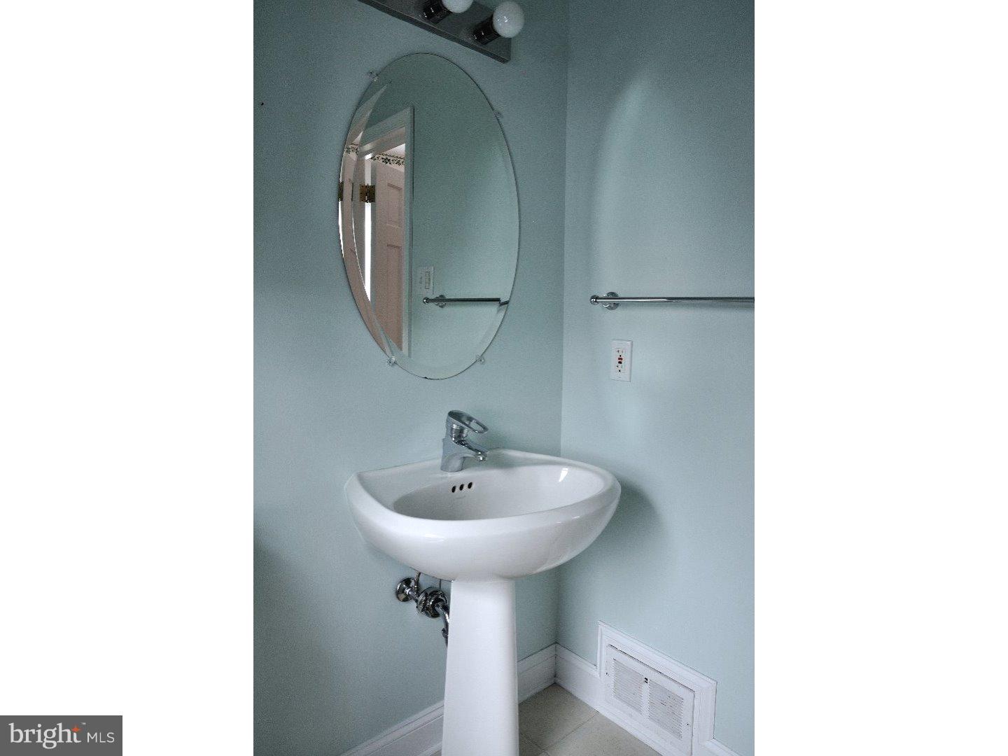 101 Willowburn Road Villanova, PA 19085 - Photo 15 of 19 Bathroom