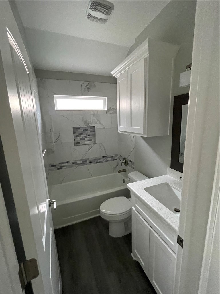509 Jane Street Corpus Christi, TX 78418 - Photo 15 of 15 a bathroom with a sink a toilet and shower