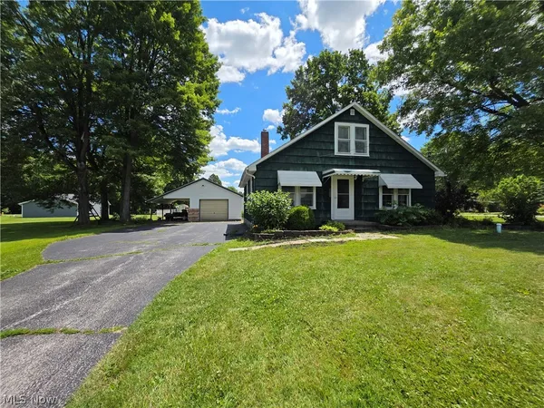 $195,000 | 2335 West River Road, Newton Falls, OH 44444