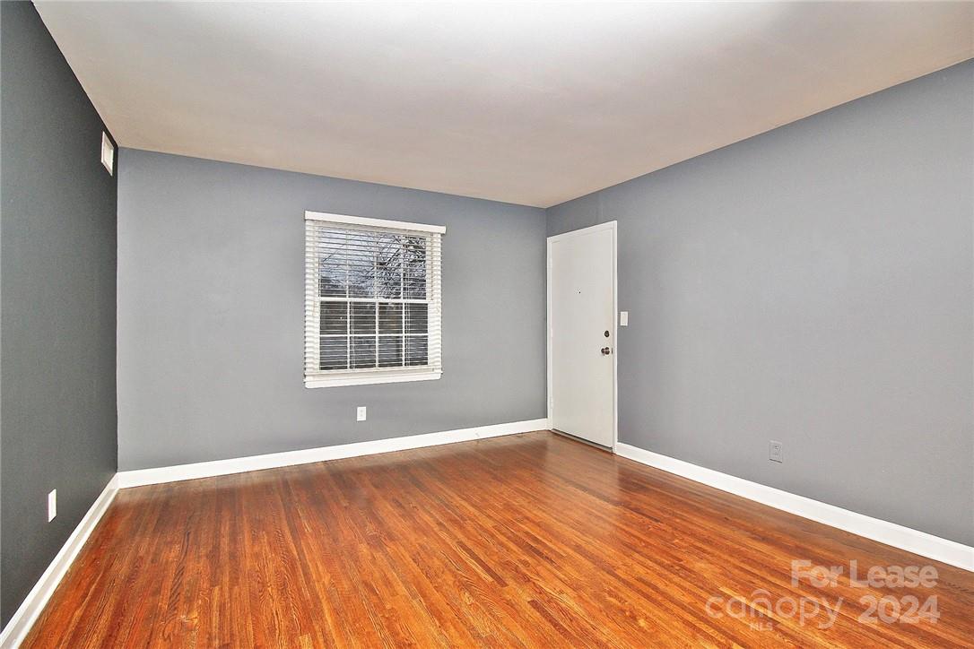 4317 Walker Road, Unit E Charlotte, NC 28211 - Photo 7 of 26