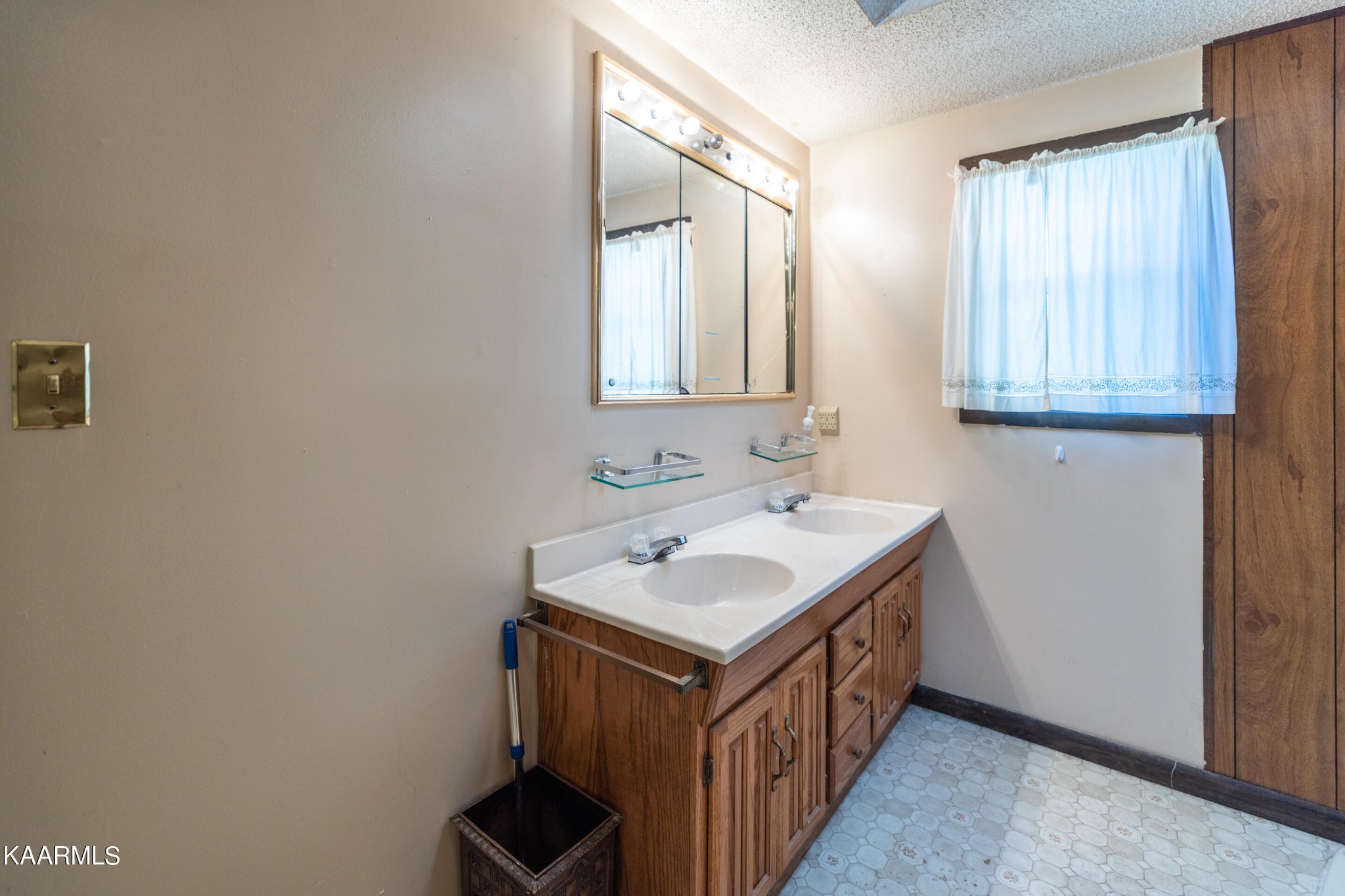 3604 Singing Pines Road Pigeon Forge, TN 37863 - Photo 23 of 41