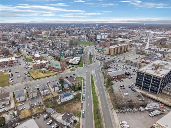 $300,000 | 43 Peninsula Boulevard, Hempstead, NY 11550