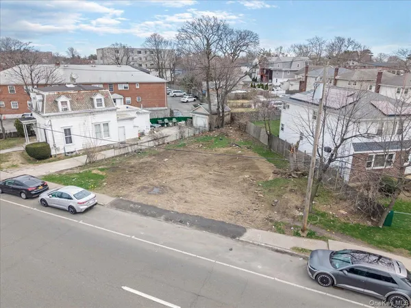 $300,000 | 43 Peninsula Boulevard, Hempstead, NY 11550