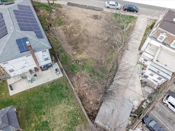 $300,000 | 43 Peninsula Boulevard, Hempstead, NY 11550