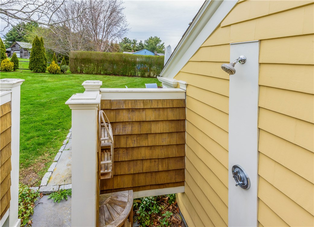 931 Wapping Road Portsmouth, RI 02871 - Photo 30 of 33