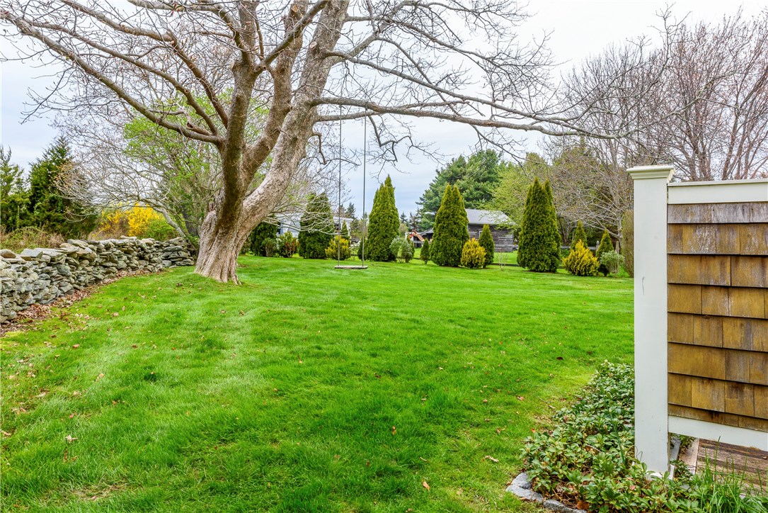 931 Wapping Road Portsmouth, RI 02871 - Photo 32 of 33