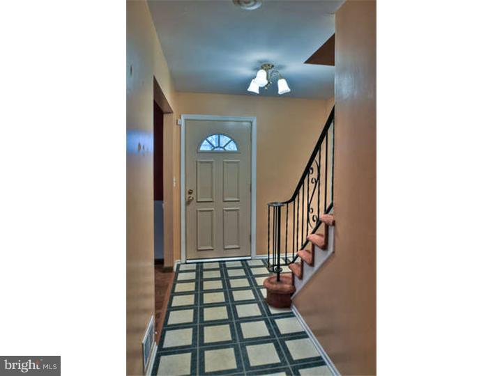 101 Running Brook Road Ewing, NJ 08638 - Photo 5 of 19 Foyer