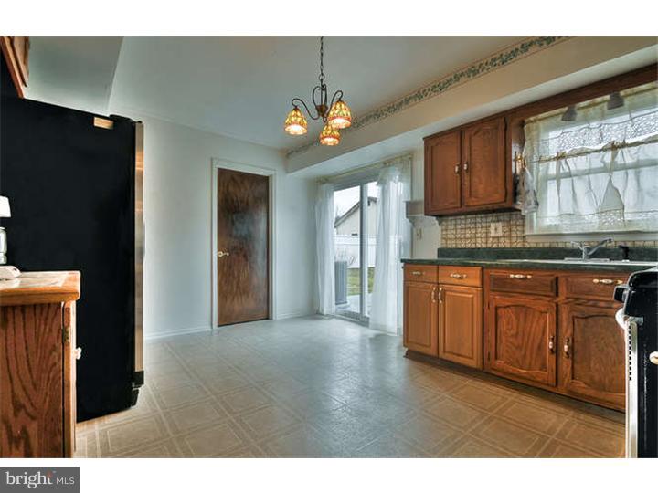 101 Running Brook Road Ewing, NJ 08638 - Photo 8 of 19 Kitchen