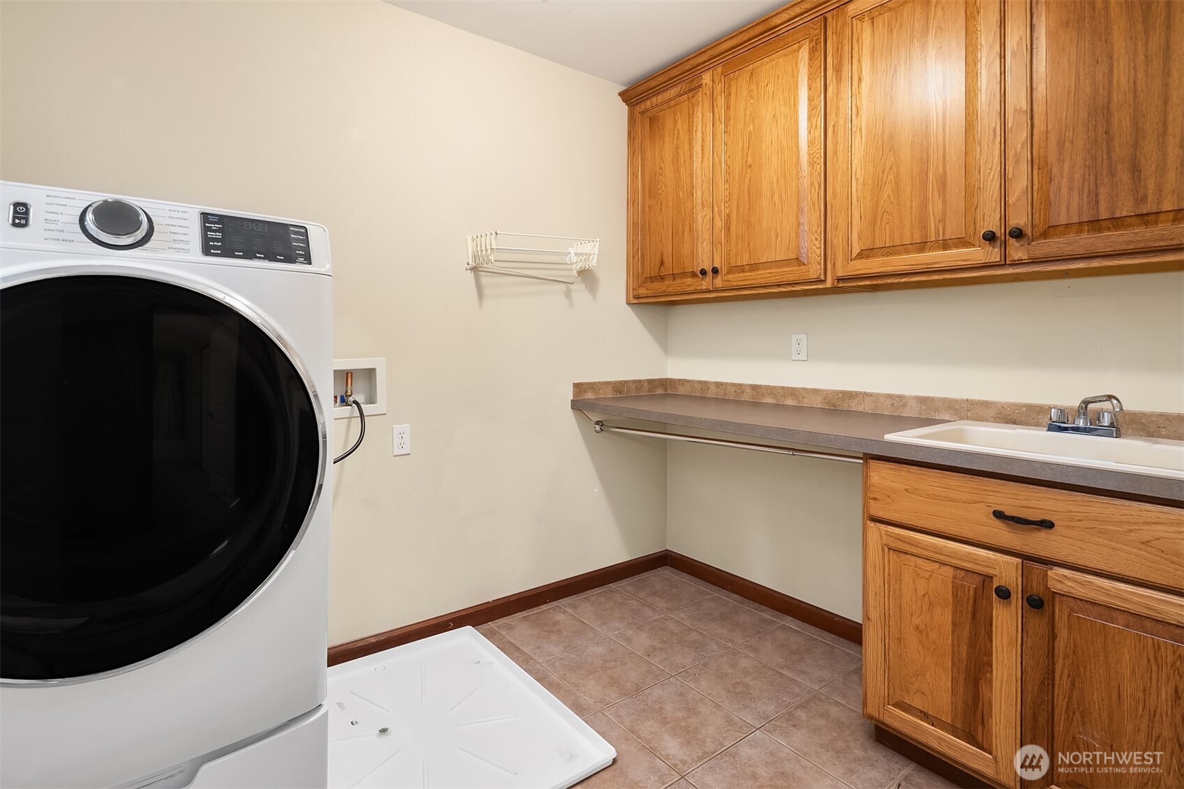 8703 191st Place Southwest Edmonds, WA 98026 - Photo 26 of 38