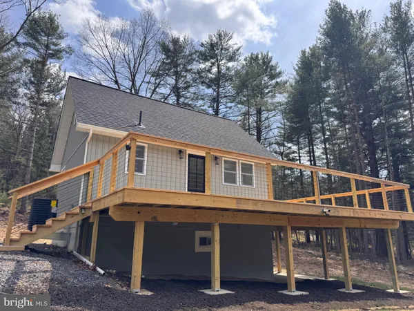 $469,000 | 656 Wildlife Drive, Lost City, WV 26810