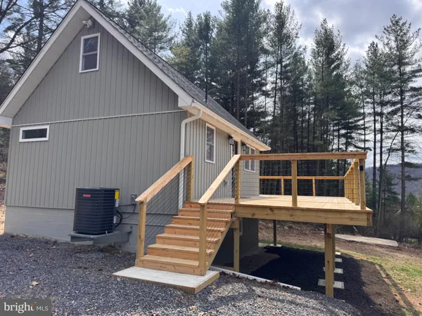 $469,000 | 656 Wildlife Drive, Lost City, WV 26810