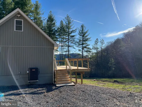 $469,000 | 656 Wildlife Drive, Lost City, WV 26810
