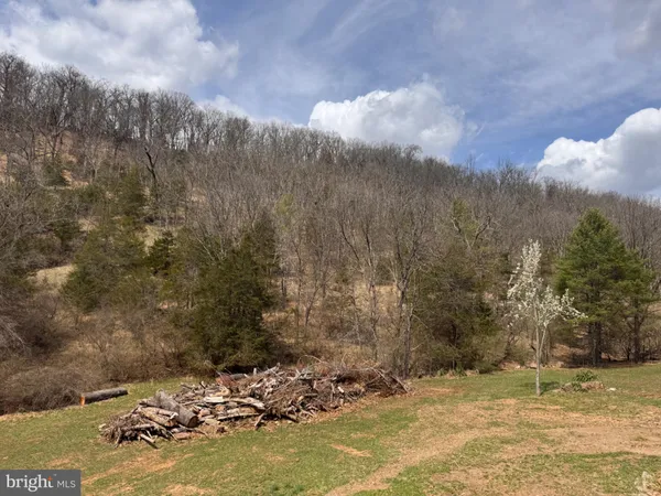 $469,000 | 656 Wildlife Drive, Lost City, WV 26810