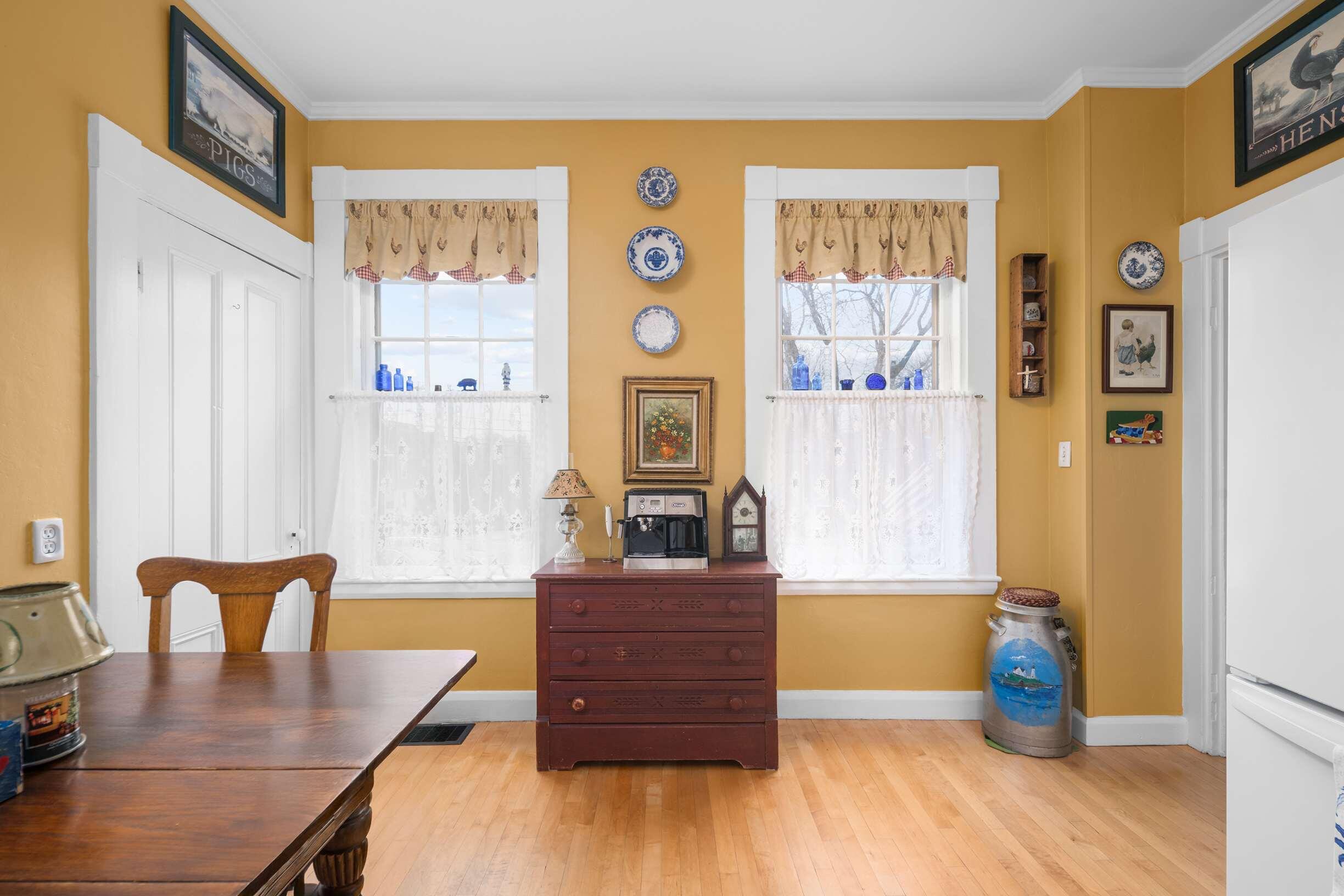 88 York Street York, ME 03909 - Photo 19 of 40 14-Kitchen