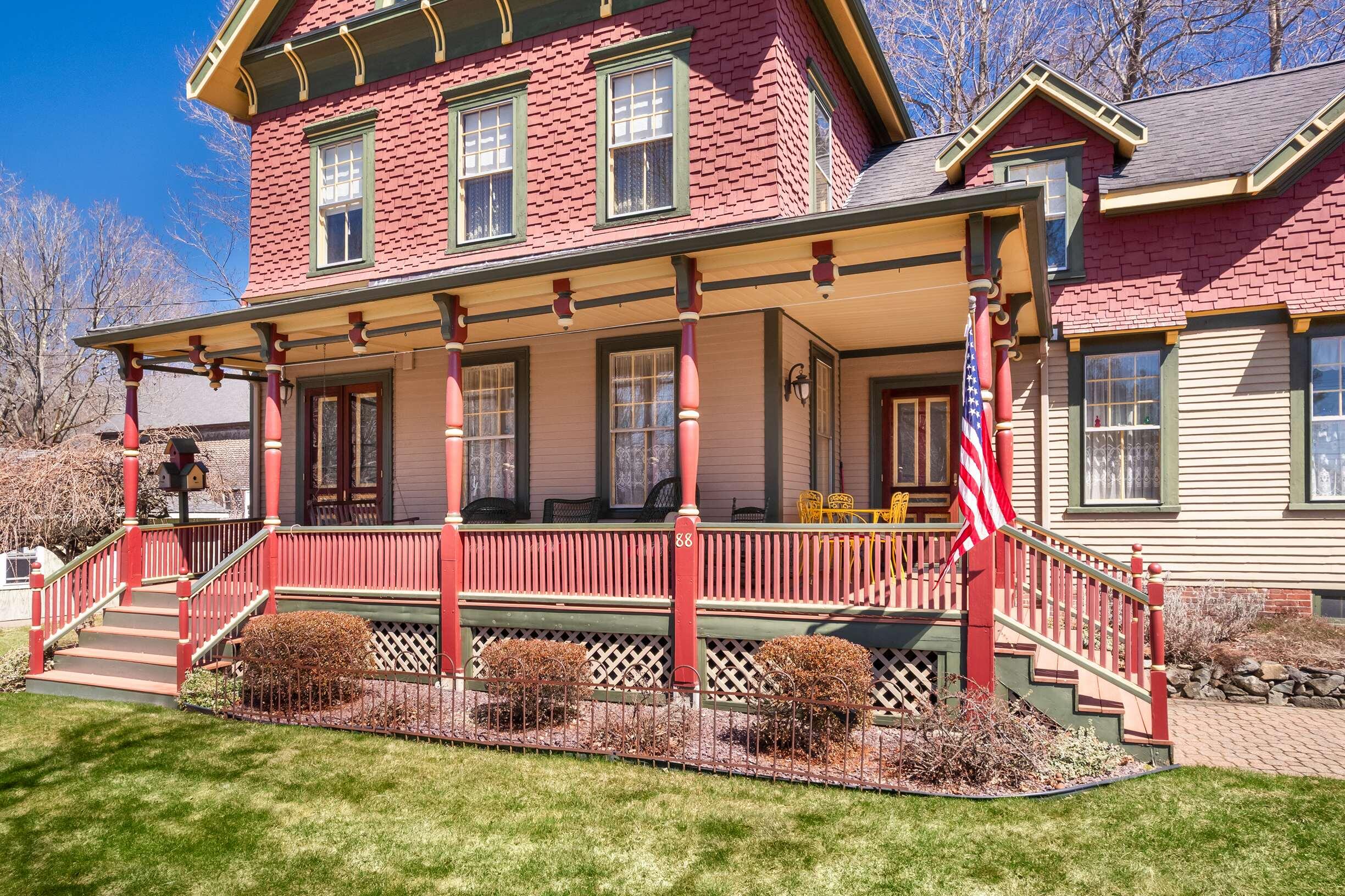 88 York Street York, ME 03909 - Photo 2 of 40 02-Front