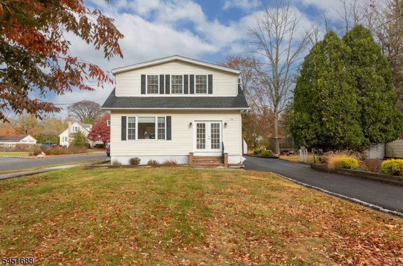 59 West Main Street, Unit 2 Mendham, NJ 07945 - Photo 1 of 18 Gallery Image 1