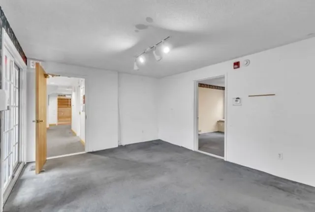 $244,900 | 9 Russell Road, Huntington, MA 01050