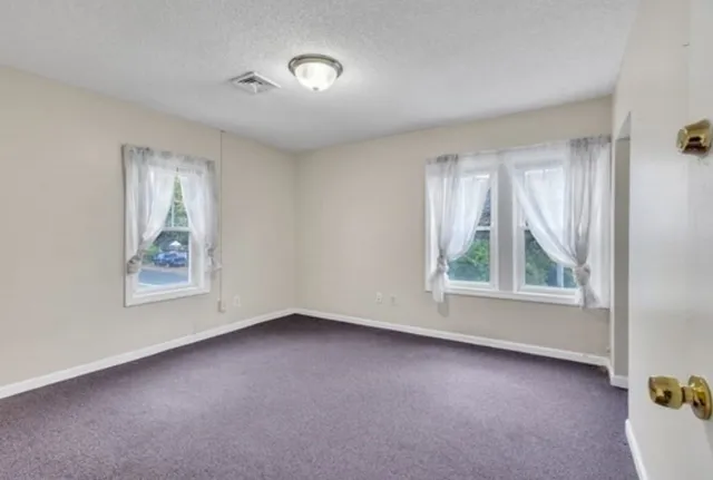 $244,900 | 9 Russell Road, Huntington, MA 01050