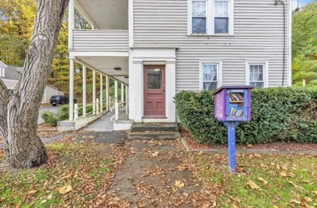 $244,900 | 9 Russell Road, Huntington, MA 01050