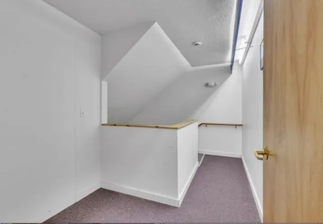 $244,900 | 9 Russell Road, Huntington, MA 01050