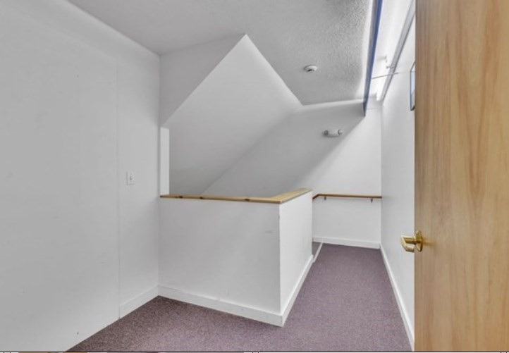 9 Russell Road Huntington, MA 01050 - Photo 10 of 42