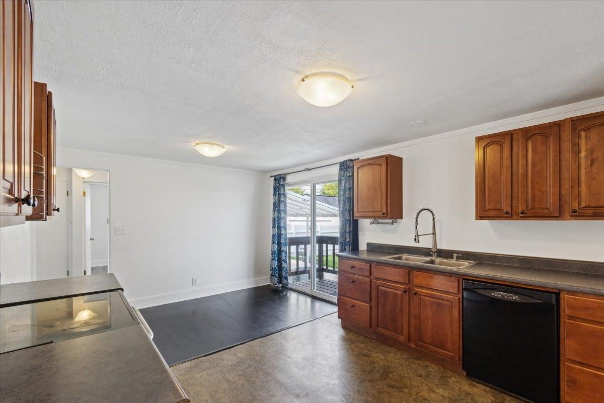 1615 East Decatur Avenue Spokane, WA 99208 - Photo 6 of 29 Gallery Image 6