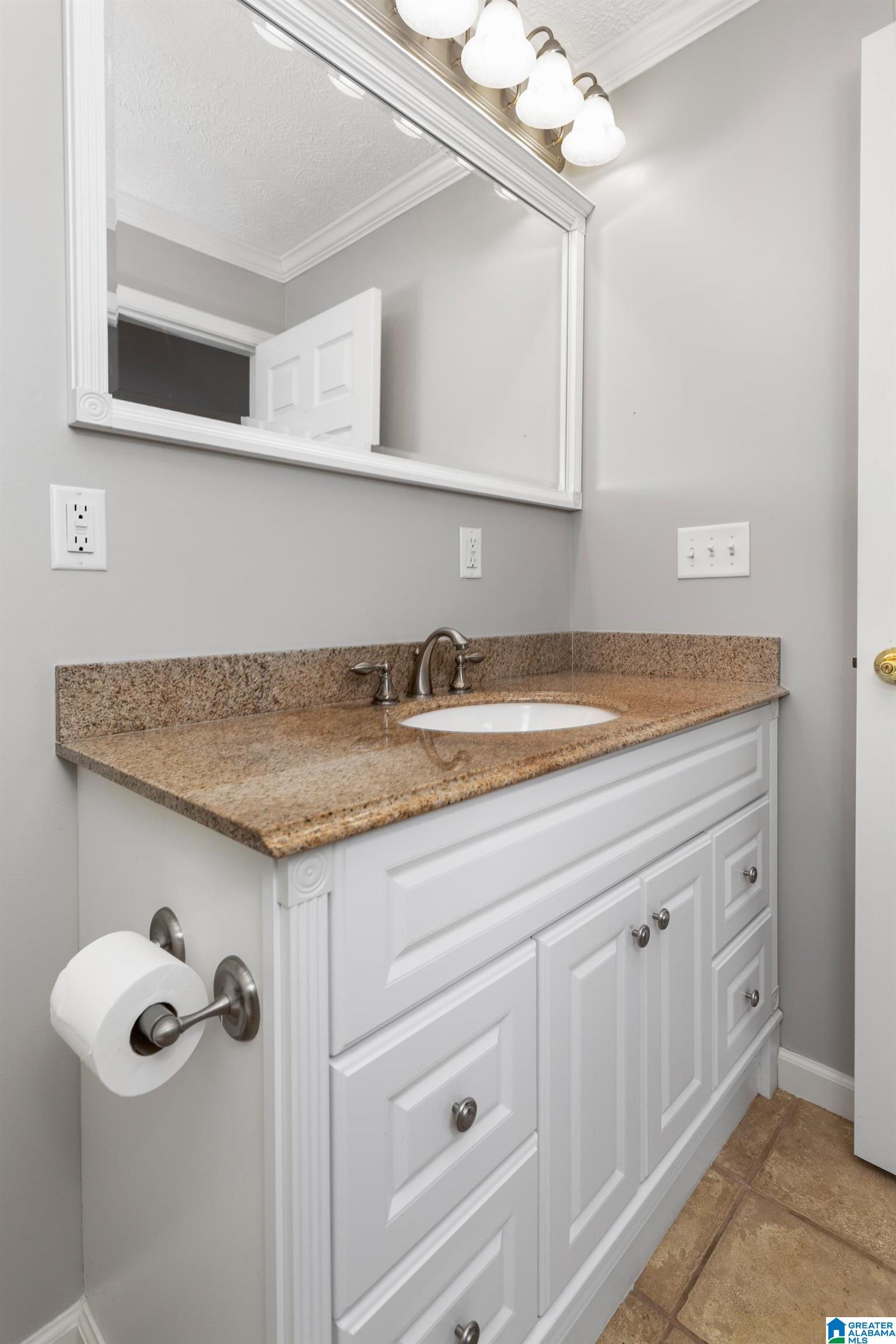 1320 Rochester Road Southeast Jacksonville, AL 36265 - Photo 16 of 40 Gallery Image 16
