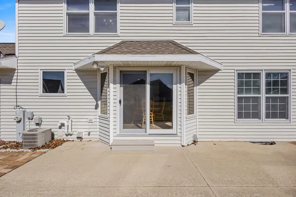 $409,000 | 2251 Hopf Lane, De Pere, WI 54115