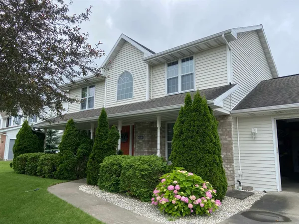 $409,000 | 2251 Hopf Lane, De Pere, WI 54115