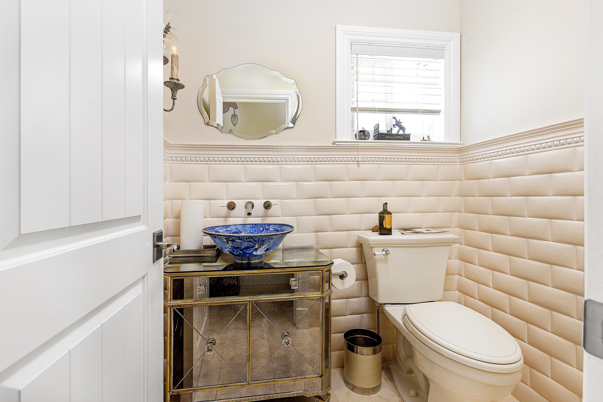 8231 Bridle Path Boca Raton, FL 33496 - Photo 17 of 71 19_Powderroom