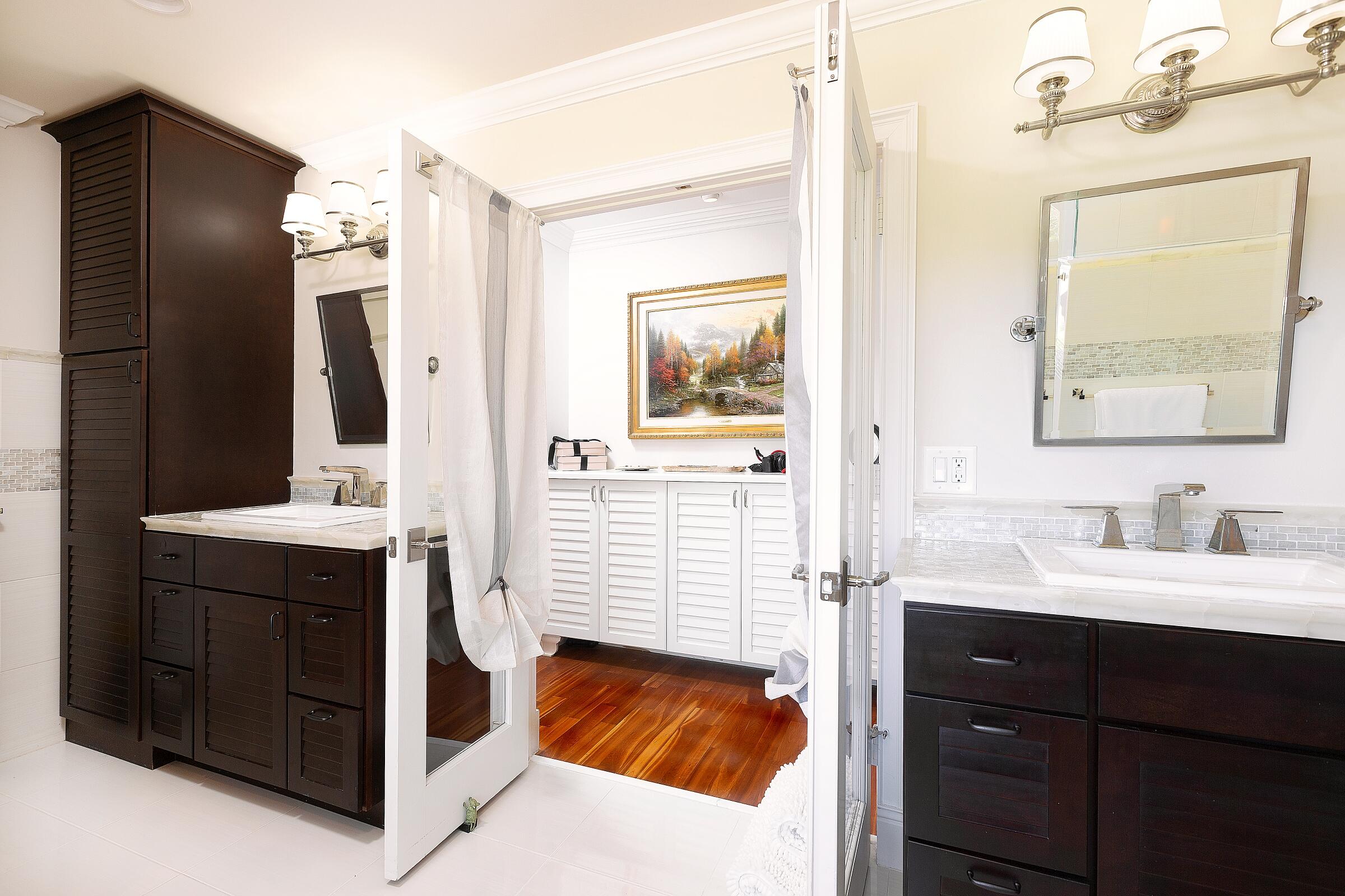 8231 Bridle Path Boca Raton, FL 33496 - Photo 34 of 71 36_Masterbath_Vanities