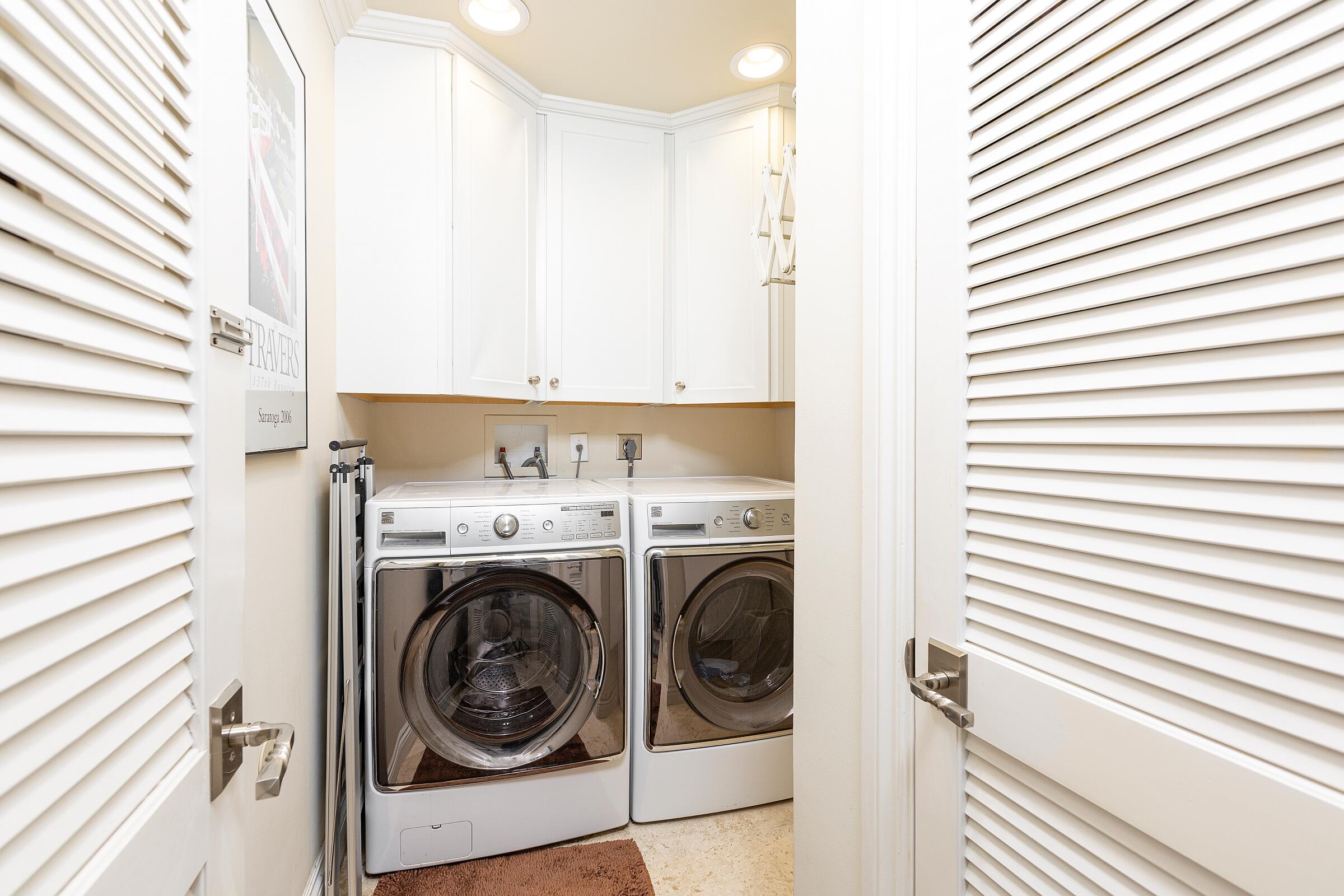 8231 Bridle Path Boca Raton, FL 33496 - Photo 37 of 71 39_Laundrroom