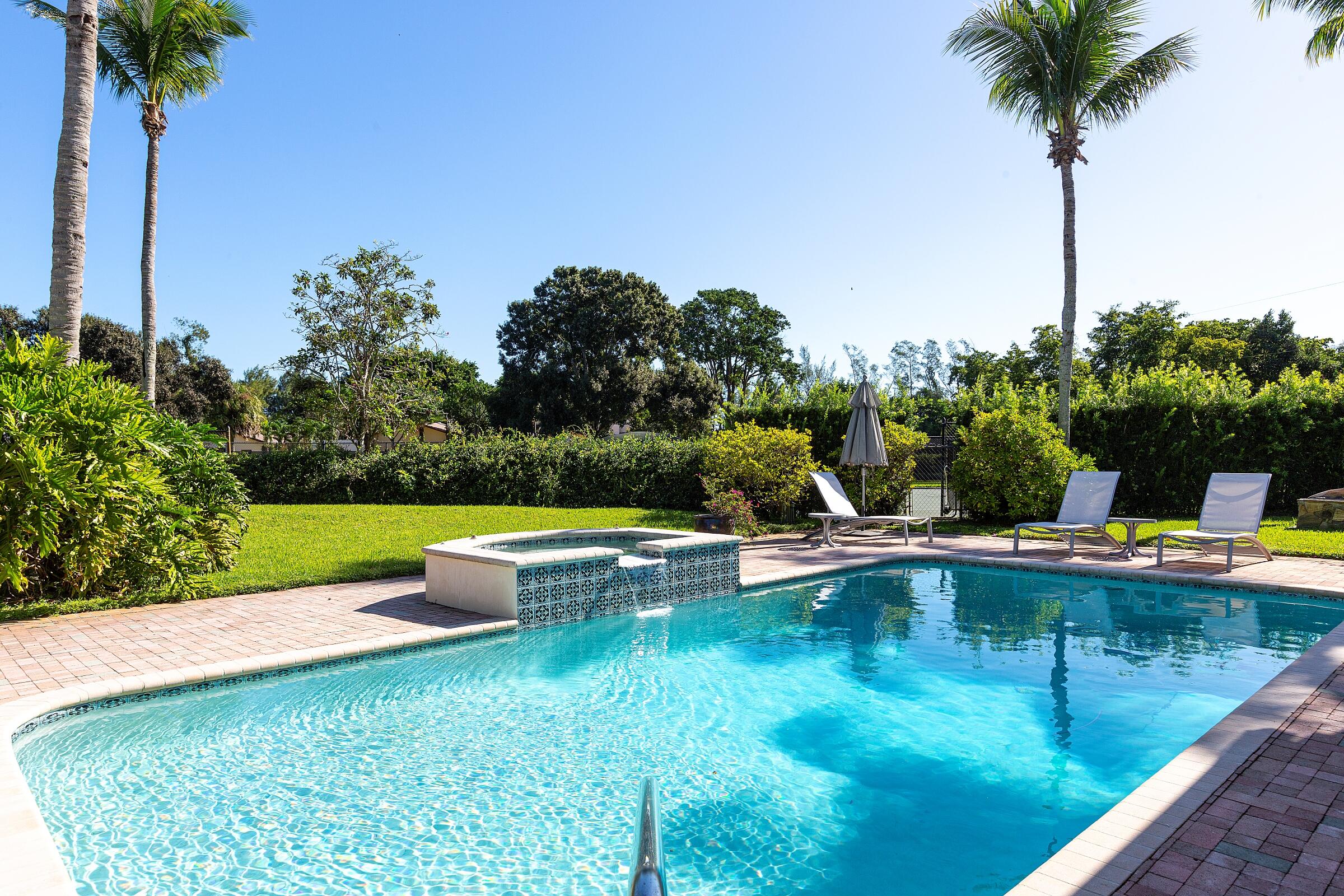 8231 Bridle Path Boca Raton, FL 33496 - Photo 39 of 71 42_Pool_3