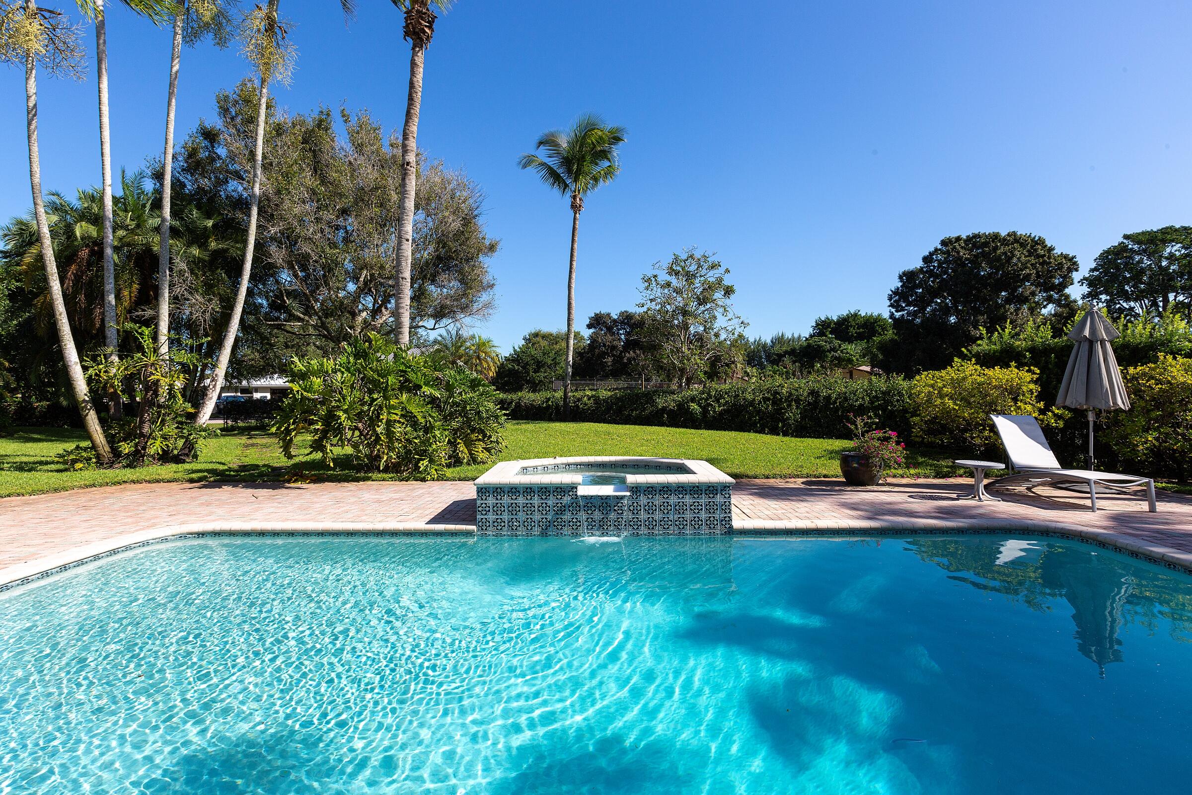 8231 Bridle Path Boca Raton, FL 33496 - Photo 41 of 71 44_Pool_Jacuzzi
