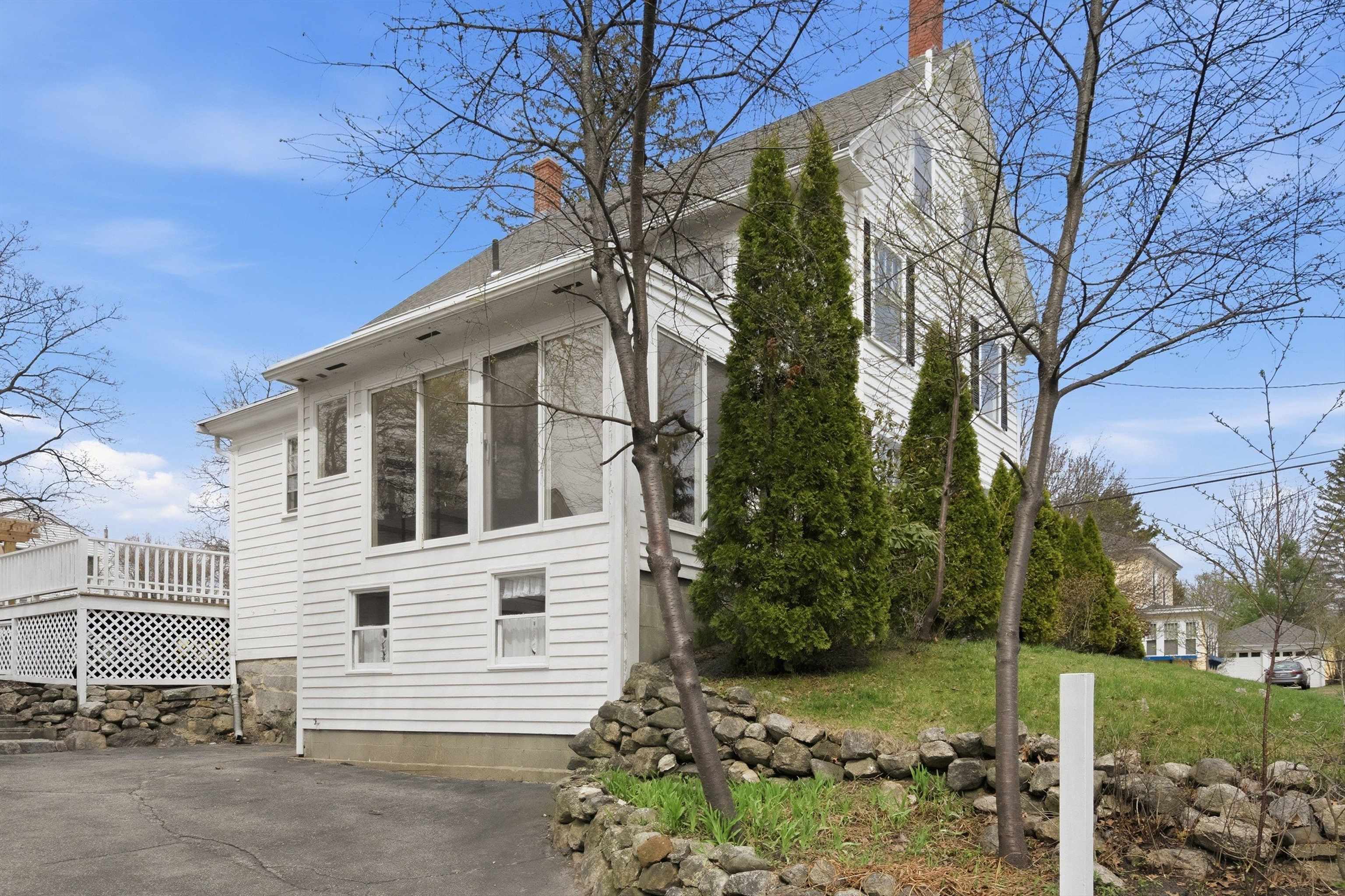 198 Linden Street Manchester, NH 03104 - Photo 5 of 60