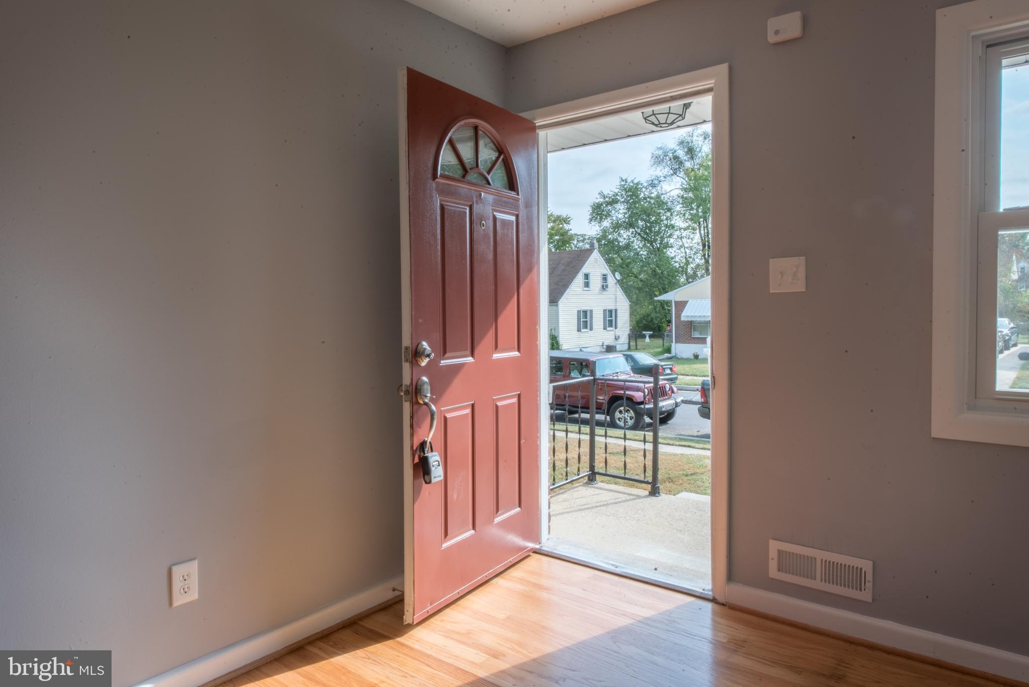 7404 Remoor Road Baltimore, MD 21207 - Photo 4 of 43
