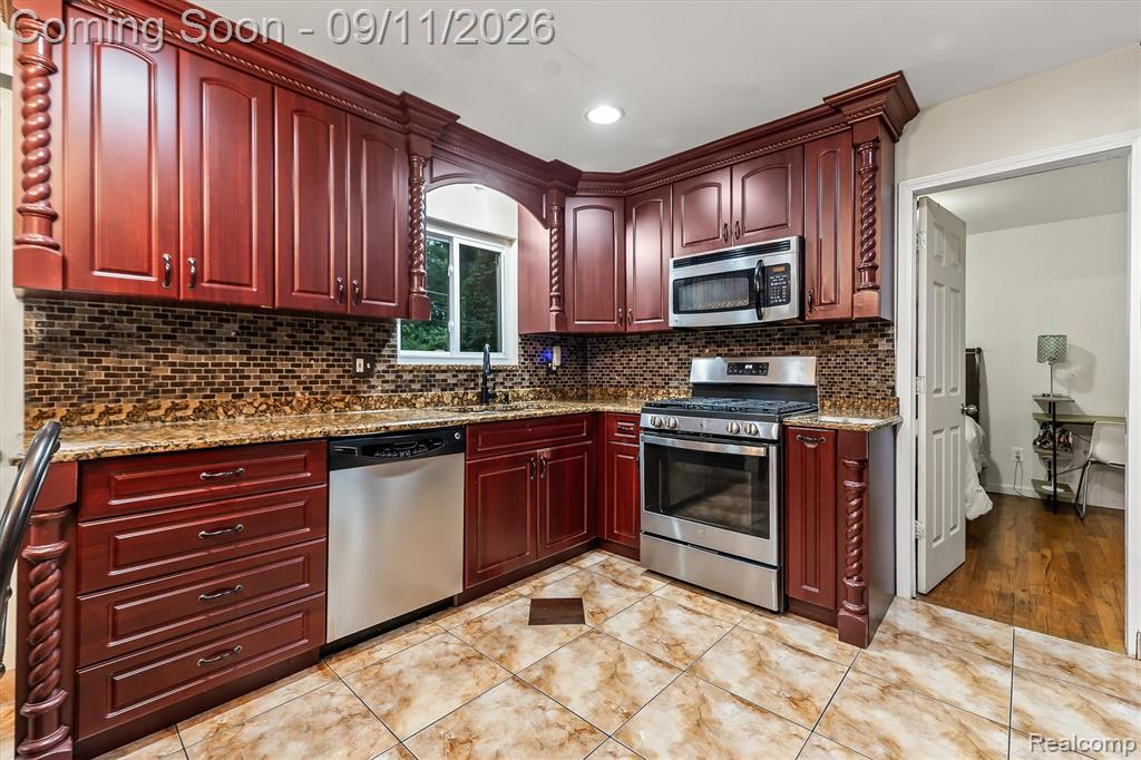 3427 Rhoten Drive Sterling Heights, MI 48310 - Photo 12 of 35 Gallery Image 12