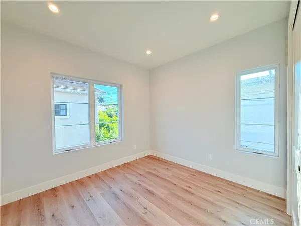 $5,400 | 109 North Parkwood Avenue, Unit B, Pasadena, CA 91107
