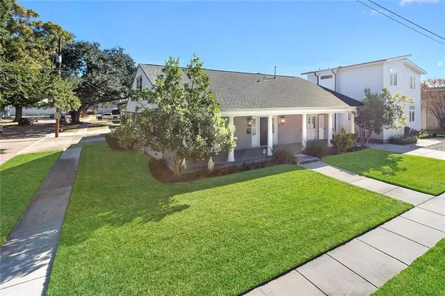 $549,000 | 5727 Fleur De Lis Drive, New Orleans, LA 70124