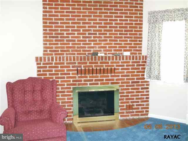 810 Old Rte 30 Cashtown, PA 17353 - Photo 8 of 31 Gallery Image 8
