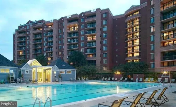 $2,800 | 2230 George C Marshall Drive, Unit 1012, Falls Church, VA 22043