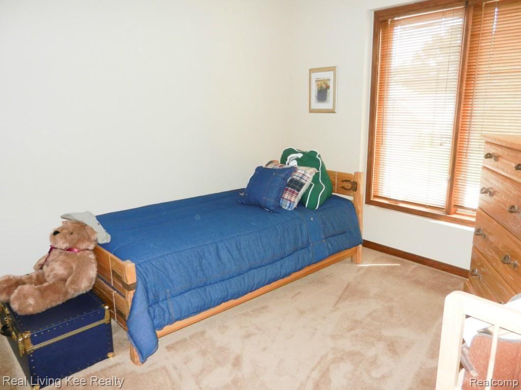 1793 Snowden Circle Rochester, MI 48306 - Photo 31 of 34 DSCN1673.jpg