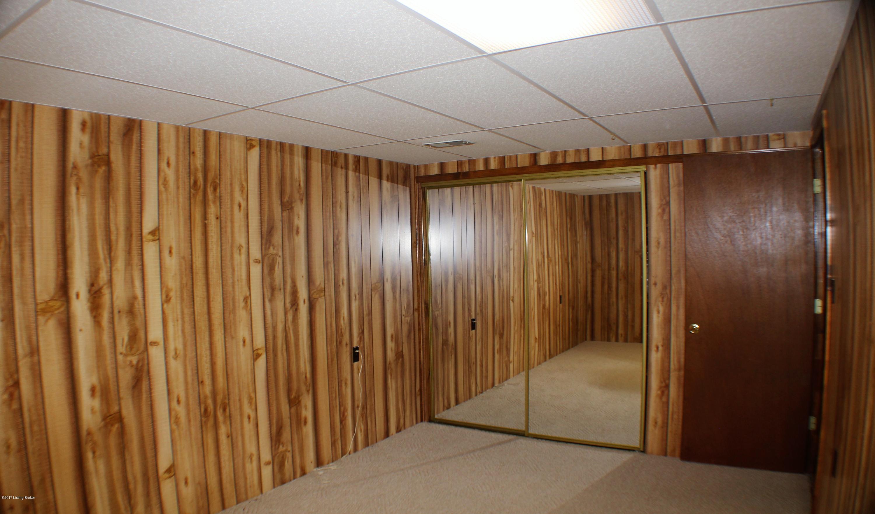 6011 Stone Bluff Road Louisville, KY 40291 - Photo 48 of 54 p Basement Office with Mirrored closet