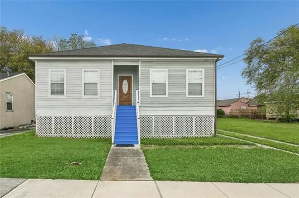$2,200 | 5518 Wilton Drive, New Orleans, LA 70122