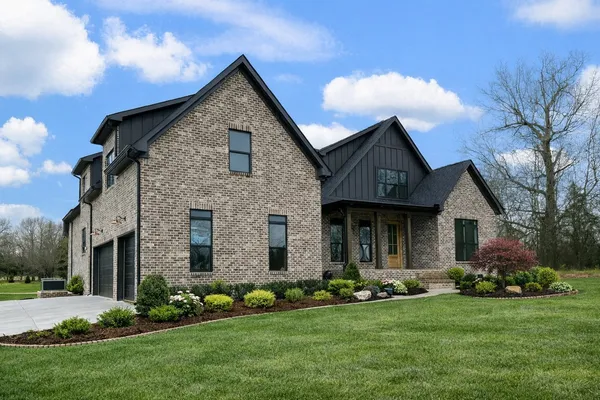 $1,400,000 | 8625 Twelve Corners Road, Lascassas, TN 37085