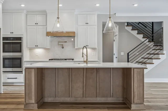 $1,400,000 | 8625 Twelve Corners Road, Lascassas, TN 37085