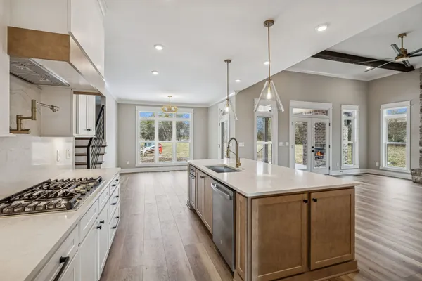 $1,400,000 | 8625 Twelve Corners Road, Lascassas, TN 37085