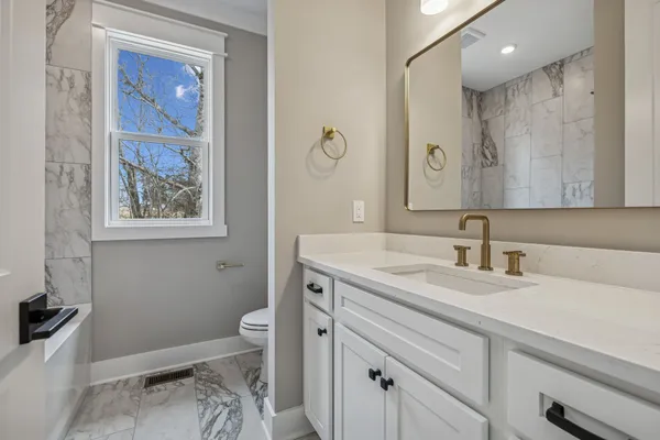 $1,400,000 | 8625 Twelve Corners Road, Lascassas, TN 37085