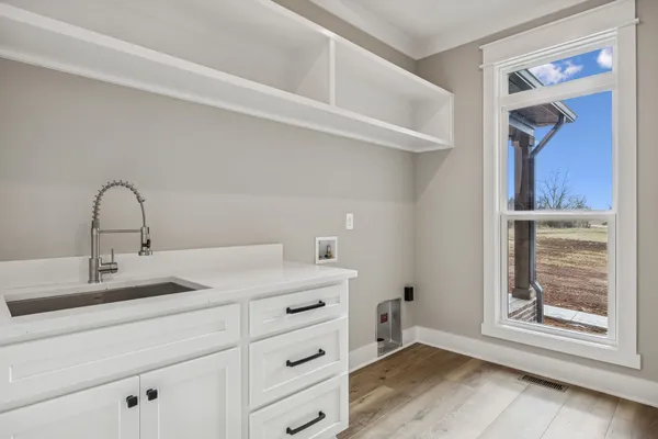 $1,400,000 | 8625 Twelve Corners Road, Lascassas, TN 37085