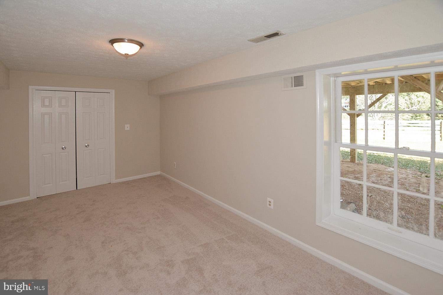 1011 Riva Ridge Drive Great Falls, VA 22066 - Photo 31 of 40
